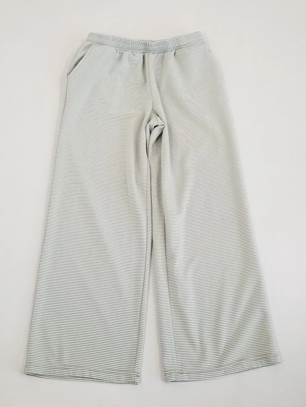 Rae Dunn Pajamas Lounge Set Size Medium